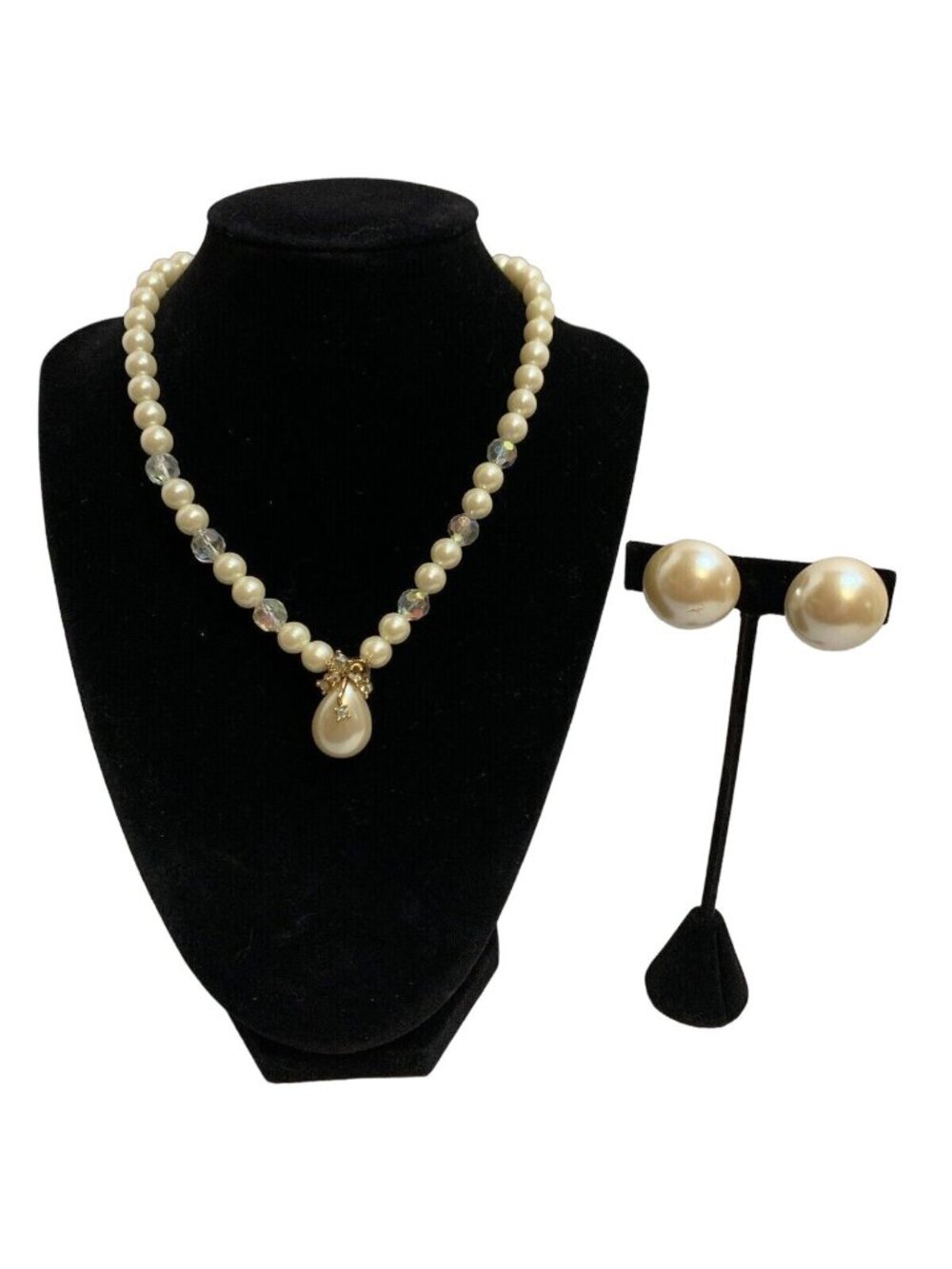 Costume Pearl Necklace Set Faux Gold Tone Drop Pendant & Earrings  20"